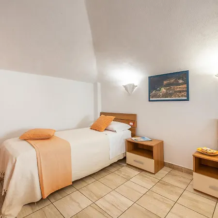 Bed And Breakfast Dorgali Buitenkant foto